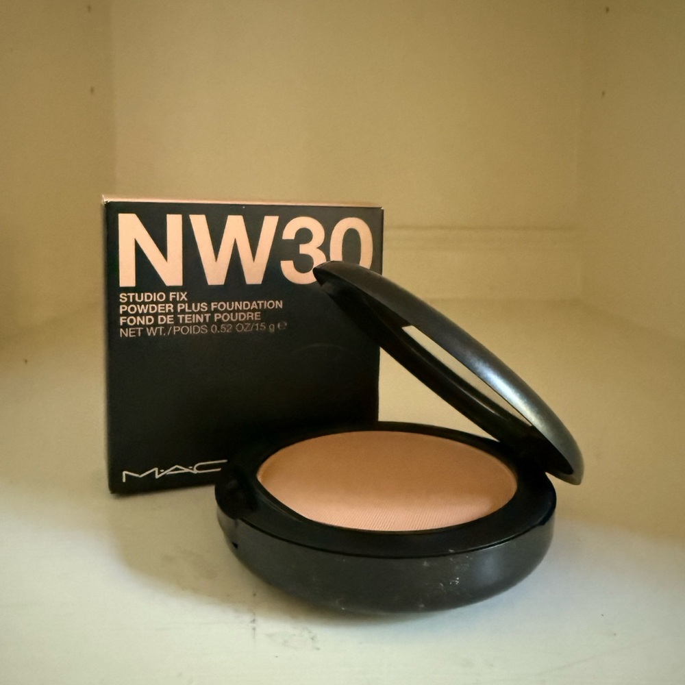 NW30~ MAC Studio Fix Powder Plus Foundation Full Size 15g, Original Formula, NIB